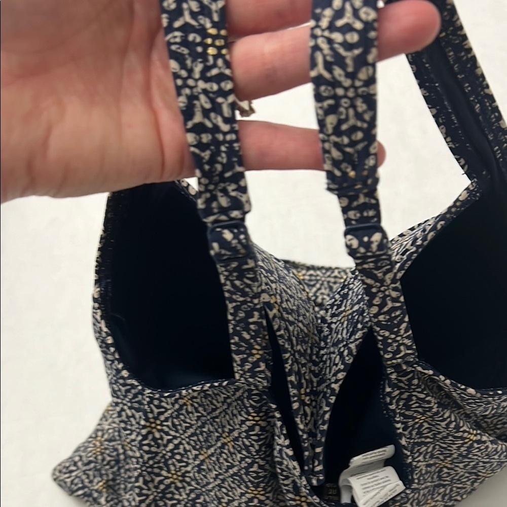 Elegant Navy Patterned One Piece Swimsuit 🩱 - Picture 6 of 6